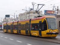Imagine atasata: Warsaw_tram_PESA_120N_at_Most_poniatowskiego.jpg